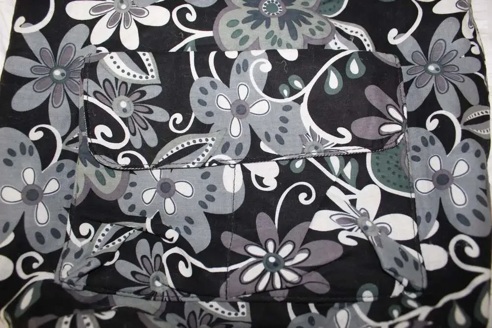 Ming's Bags Black and Grey Floral Print Canvas Hobo Shoulder Bag